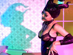 Cul, Noire, Sucer une bite, En levrette, Exhib, Fête, Chatte, Jarretelles