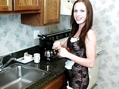 Enthousiasteling, Grote lul, Grote mammen, Bruinharig, Vingeren, Masturbatie, Mager, Tiener