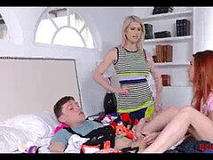 Толстушки, Постарше, Милф, Молоденькие