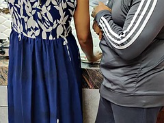 Enthousiasteling, Aziatisch, Grote lul, Bedriegen, Handbeurt, Indonesisch, Rijpe lesbienne, Tieten likken