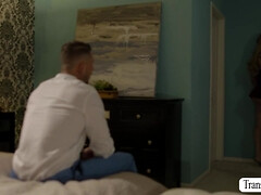 Anal, Gros seins, Gorge profonde, Jeunes transsexuelles thaïlandaises, Lécher le sphincter, Transsexuelle