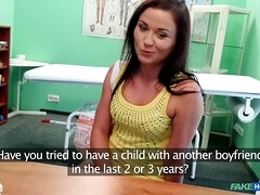 Любители, Измена, Кончили внутрь, Доктор, Лизание, В офисе, Униформа, Подглядывание