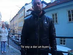 Grosse titten, Gehörnter ehemann, Tschechisch, Riesig, Milf, Mutti, Geld, Titten