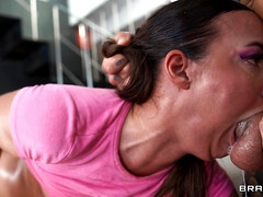 Минет, Брюнетки, Венгерки, Милф, Мамочка