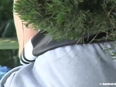 Tetas grandes, Morena, Corridas, Masturbacion con pies, Sexo duro, Al aire libre, Piscina, Retro