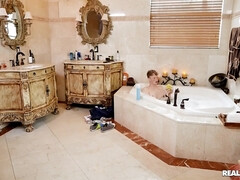 Ванна, Минет, Грудастые, Милф, Киски, Наездница