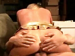 Gros seins, Blonde, Plantureuse, Doigter, Léchez, Seins naturels, Chatte, Chevaucher