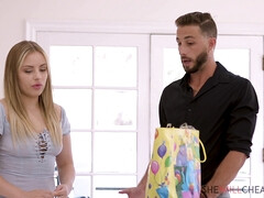 Grote mammen, Pijpbeurt, Hondjeshouding, Erotisch, Vingeren, Hardcore, Kut duiken, Geschoren