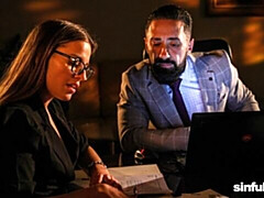 ベッドルーム, デカ尻, デカチン, フェラチオ, ボンデージ, 自然山雀, ストッキング, ティーン