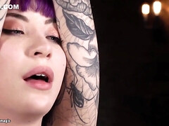 Садо мазо, Бондаж, Брюнетки, Грудастые, Глубокая глотка, Хд, Тату, Сиськи
