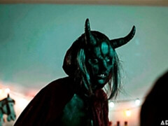 Gros cul, Grosse bite, Gros seins, Sucer une bite, Brunette brune, En levrette, Hard, Mère que j'aimerais baiser