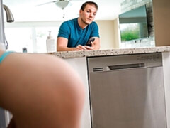 Kont, Blond, Pijpbeurt, Hondjeshouding, Masturbatie, Mager, Tiener, Tieten likken