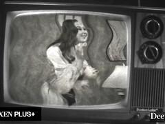 Grosse bite, Brunette brune, Plantureuse, Groupe, Interracial, Lingerie, Chatte, Tatouage