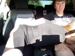 Amateur, Cul, Voiture, Gorge profonde, Queue, Fétiche, Mère que j'aimerais baiser, Nylon