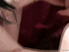 69, Brunette brune, Lesbienne, Léchez, Maman, Chatte, Rasée, Jouets