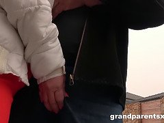 デカパイ, フェラチオ, フェティッシュ, お婆さん, 熟年, タトゥー, 三人