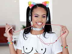 Tiny Blasian Thottie With A Body