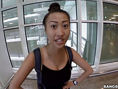 Asiático, Culo grande, Verga grande, Tetas grandes, Mamada, Morena, Estilo perrito, Dinero