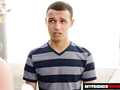 Grosse titten, Blondine, Spermaladung, Aufs gesicht abspritzen, Absätze, Milf, Im freien, Tätowierung