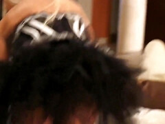 Большие сиськи, Блондинки, Колледж, Сидя на лице, Сперма на лице, Каблуки, Поцелуи, Служанка