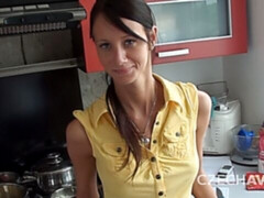 Amateur, Cul, Sucer une bite, En levrette, Fait maison, Cuisine, Adolescente, Mouillée