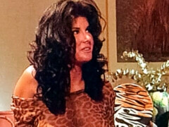 Anal, Gros cul, Sucer une bite, Doigter, Branlette thaïlandaise, Mère que j'aimerais baiser, Nénés, Rétro ancien