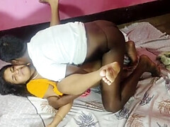 18 jaar, Enthousiasteling, Biseksueel, Stel, Hd, Huisgemaakt, Indisch, Vrouw