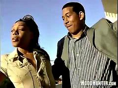 Tussi, Grosser schwanz, Schwarz, Blasen, Spermaladung, Schwarz, Hardcore, Massage