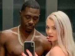 Schwarz, Blondine, Blasen, Hundestellung, Handjob, Hardcore, Interrassisch, Jungendliche (18+)
