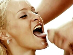 Playa, Verga grande, Rubia, Estilo perrito, Doble penetracion, Corridas faciales, Hombre hombre mujer, Coño