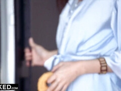 アナル, アスtoマウス, デカチン, チン, 異人種間, なめる, 小柄, 馬乗り