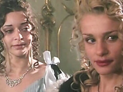 In den arsch, Grosse titten, Vollbusig, Italienisch, Muschi, Retro, Ablutschen, Titten