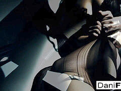 Morena, Masturbación