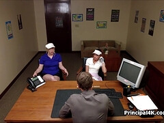 18 jahre, Leie, Hardcore, Büro, Realität, Lehrer, Jungendliche (18+), Flotter dreier