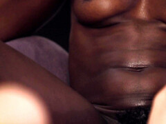 Negro, Rostro sentado, Familia, Interracial, Besar, Lesbiana, Madres para coger, Pelirrojo