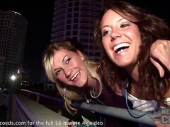 Любители, Большие сиськи, Колледж, Хд, Вечеринка, На публике, Реалити, Сиськи