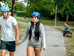 18 jahre, Vollbusig, Gehörnter ehemann, Handjob, Hd, Geld, Realität, Jungendliche (18+)