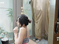 Aziatisch, Grote mammen, Stiefmoeder, Tieten likken