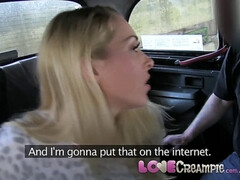 Grosse titten, Blondine, Vollbusig, Geile alte tussi, Milf, Mutti, Öffentlich, Stiefmutter