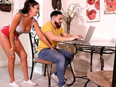 Culo grande, Dominación, Fetiche, Pajear, Lencería, Madres para coger, Medias largas, Estriptis