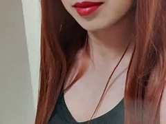 アジア人, 女装男装, イく瞬間, 手コキする, オナニー, アウトドア, 公共, 一人