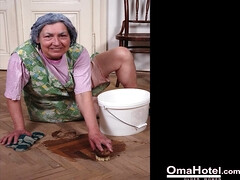 OMAHOTEL Slideshow Of Granny Nature In Nude Pictures