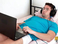 Sucer une bite, Collège université, Hd, Orgasme, Chevaucher, Adolescente, Nénés, Mouillée