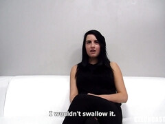 Grote mammen, Pijpbeurt, Rondborstig, Tsjechisch, Masturbatie, Kut duiken, Strak, Tieten likken