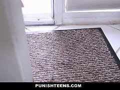 Braunhaarige, Domination, Aufs gesicht abspritzen, Hardcore, Hd, Rau, Jungendliche (18+), Gefesselt