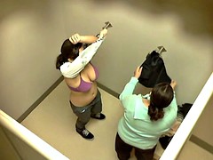 Любители, Сиськи, Подглядывание