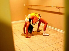 Gros cul, Grosse bite, Gros seins, Sucer une bite, Pom pom girl, En levrette, Pov