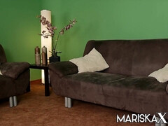 Grote mammen, Blond, Pijpbeurt, Rondborstig, Oudere vrouw, Moeder die ik wil neuken, Natuurlijke tieten, Kousen