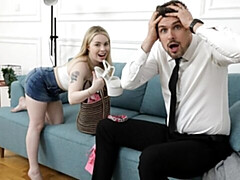 18 jaar, Grote kont, Grote lul, Blond, Hondjeshouding, Natuurlijke tieten, Tiener, Tieten likken