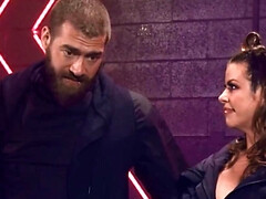 Grosser arsch, Grosser schwanz, Grosse titten, Hundestellung, Hd, Milf, Ablutschen, Titten